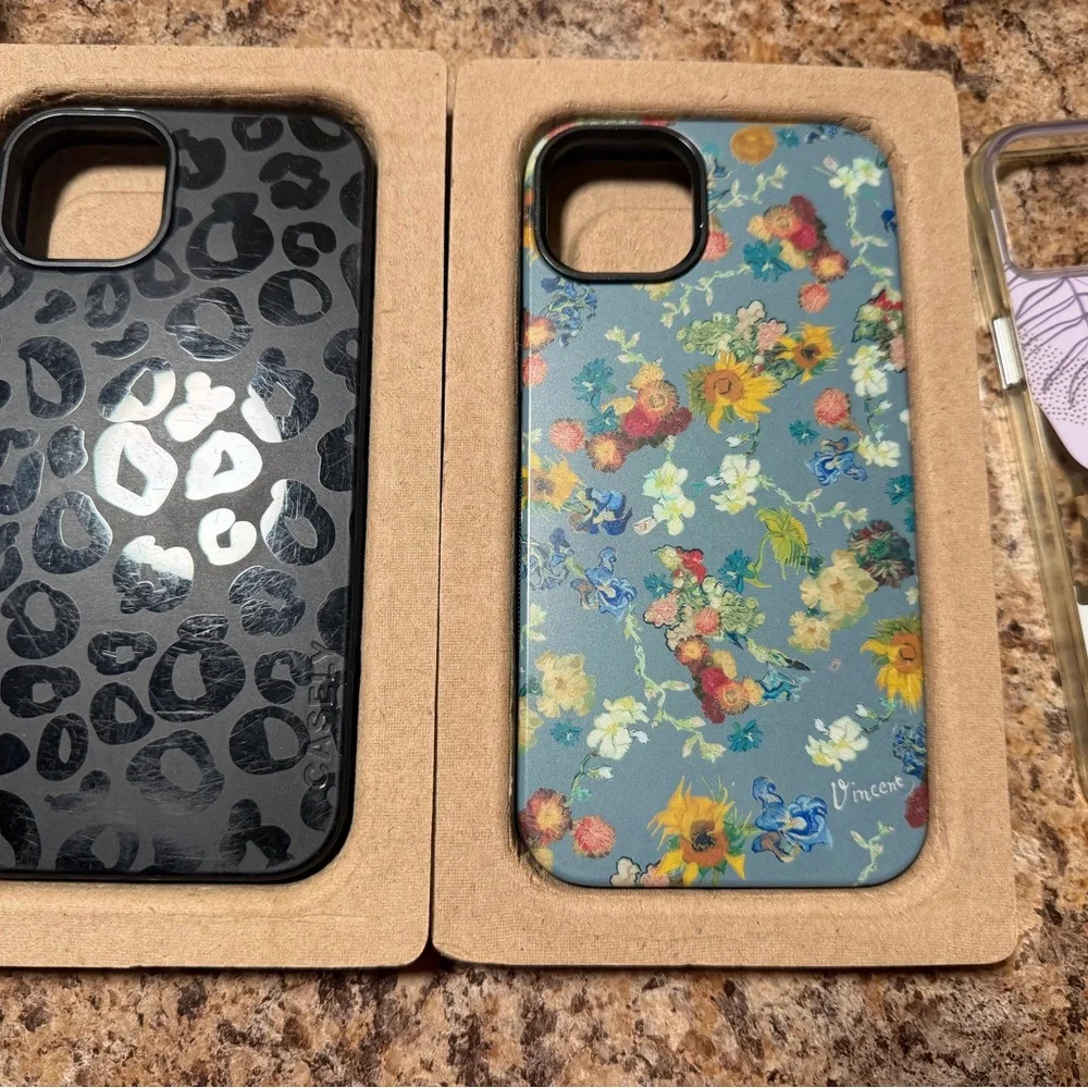Casely Bold iPhone 14 Plus Cases